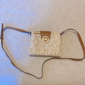 Cross body white MK bag
